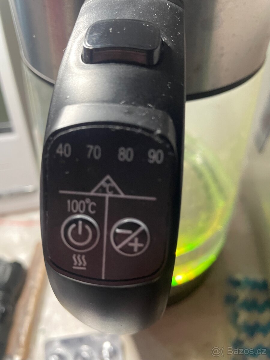 Chytrá rychlovarná konvice Tuya - 2