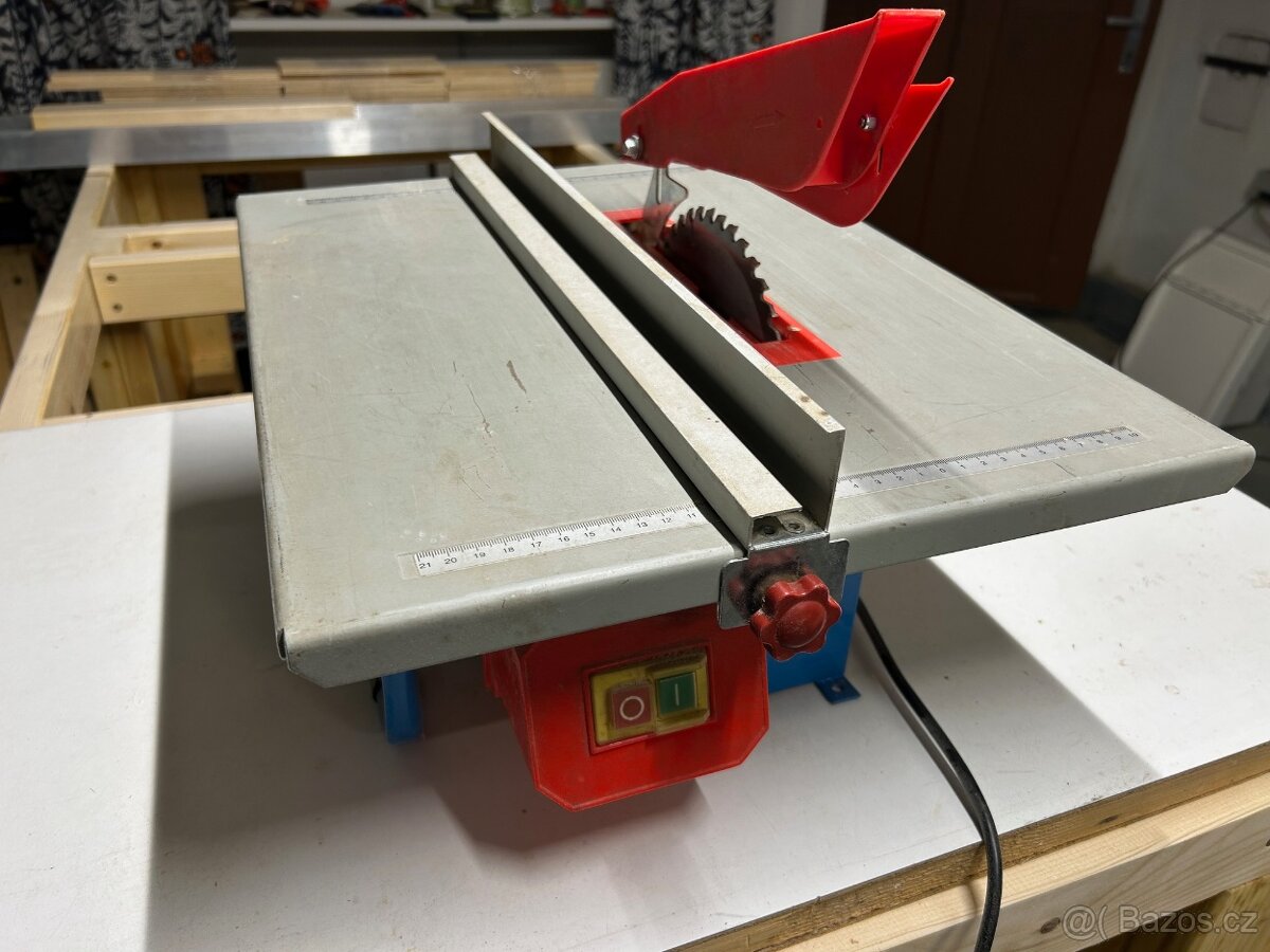 Německá stolní pila Gude GTK 720W s novým kotoučem - 2