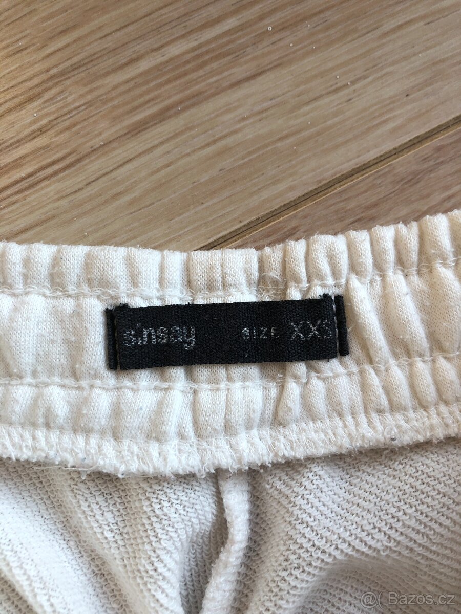 Dívčí kraťasy, velikost XXS - 2