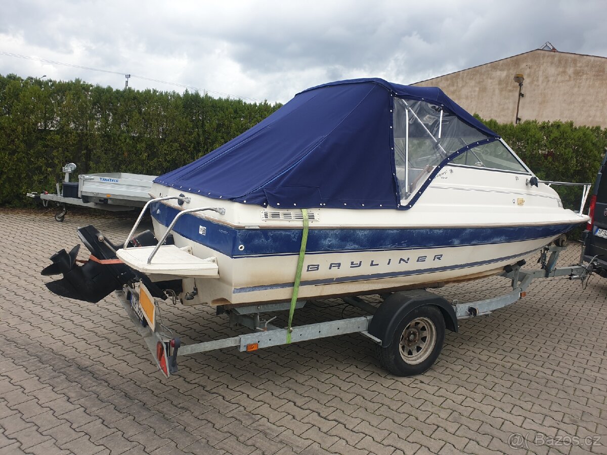 Bayliner 1852 Capri CL - 2