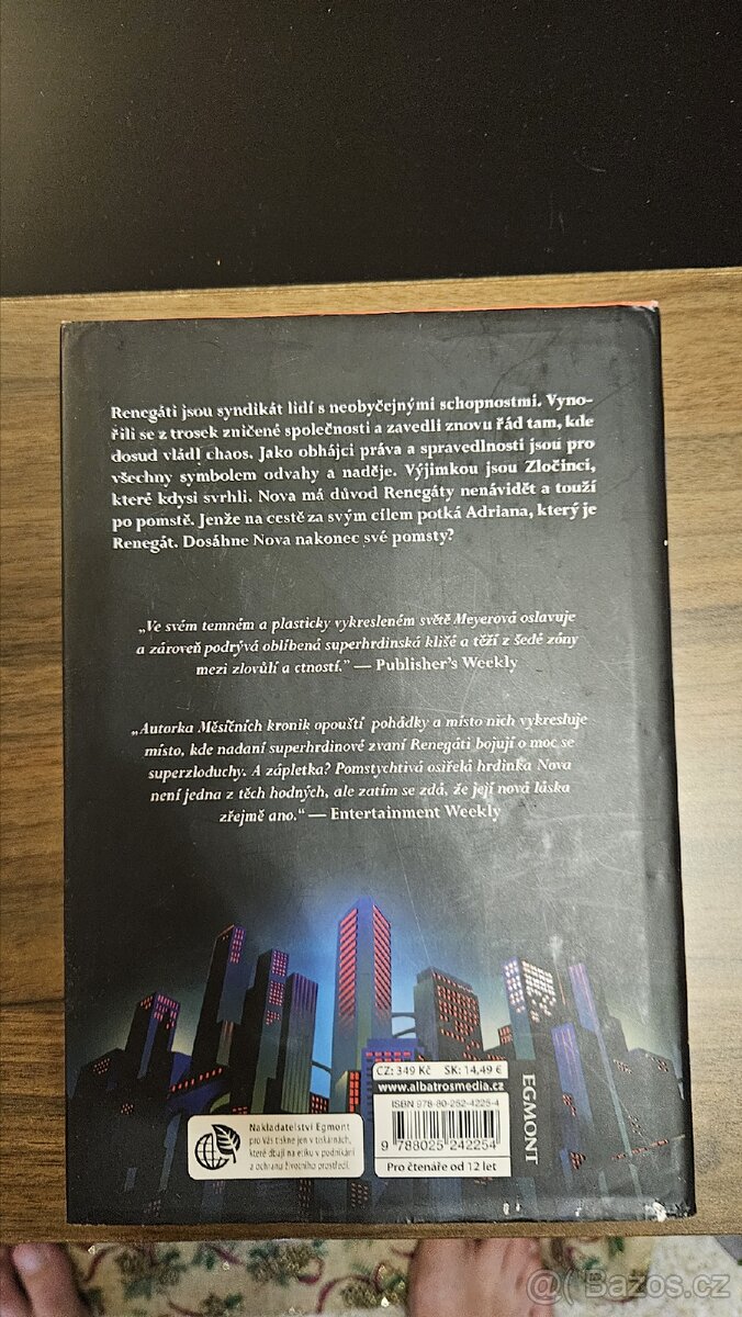 Kniha RENEGÁTI - 2