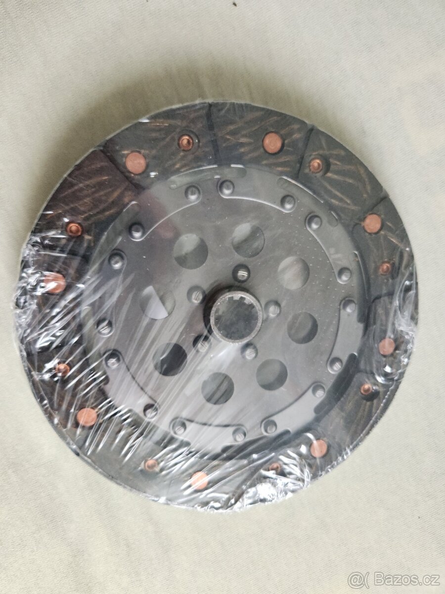 spojková lamela Škoda 120 - 2