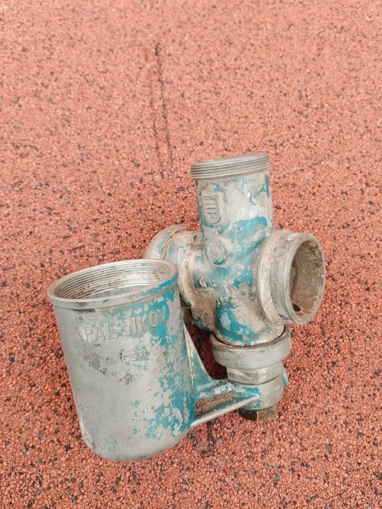 Prodám karburátor Jikov 2924 V - 2