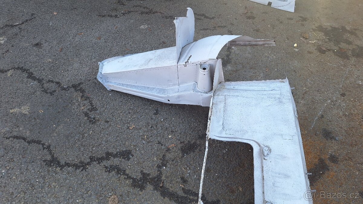 Skoda 110r zadni cast - 2