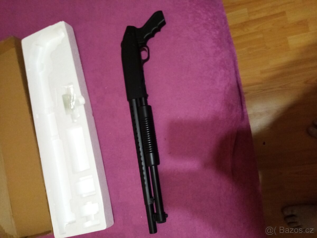 Zbraň na airsoft - 2