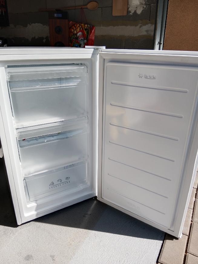 PRODÁM MRAZÁK PHILCO - 2