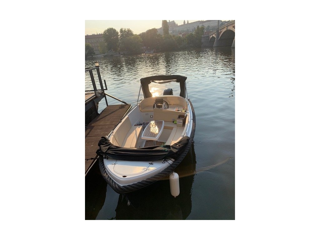 Corsiva 565 New Age+Mercury F 60+trailer - POUŽITÁ - 2