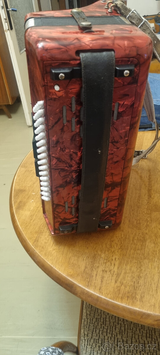 Prodám: Harmoniku zn.Delicia - 2