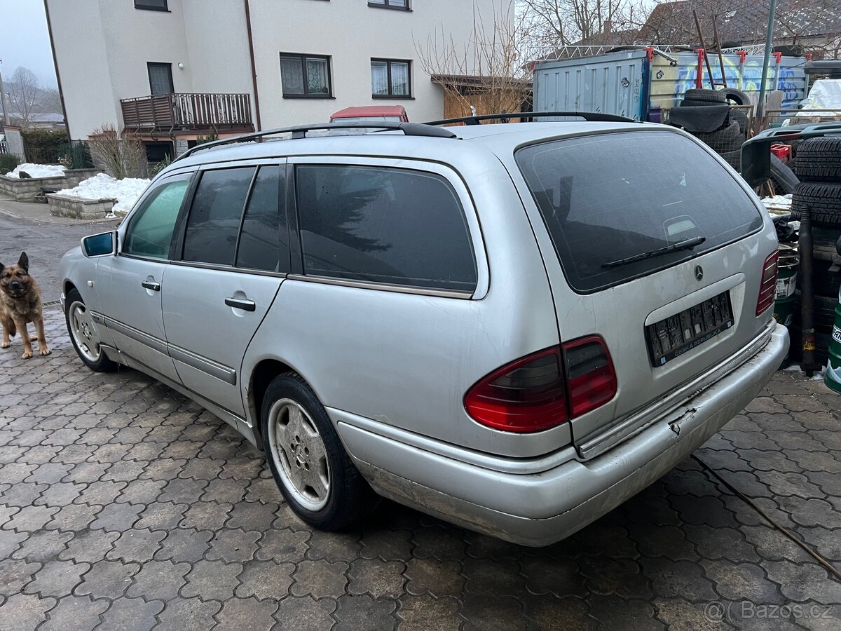 Mercedes Benz W210 250td om605 - 2