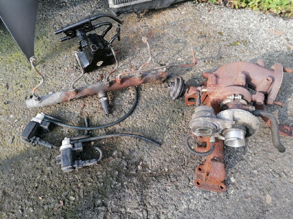 Náhradní díly Kia Carens Crdi - 2