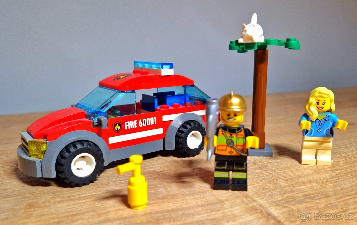 Lego City hasičské auto 60001 - 2