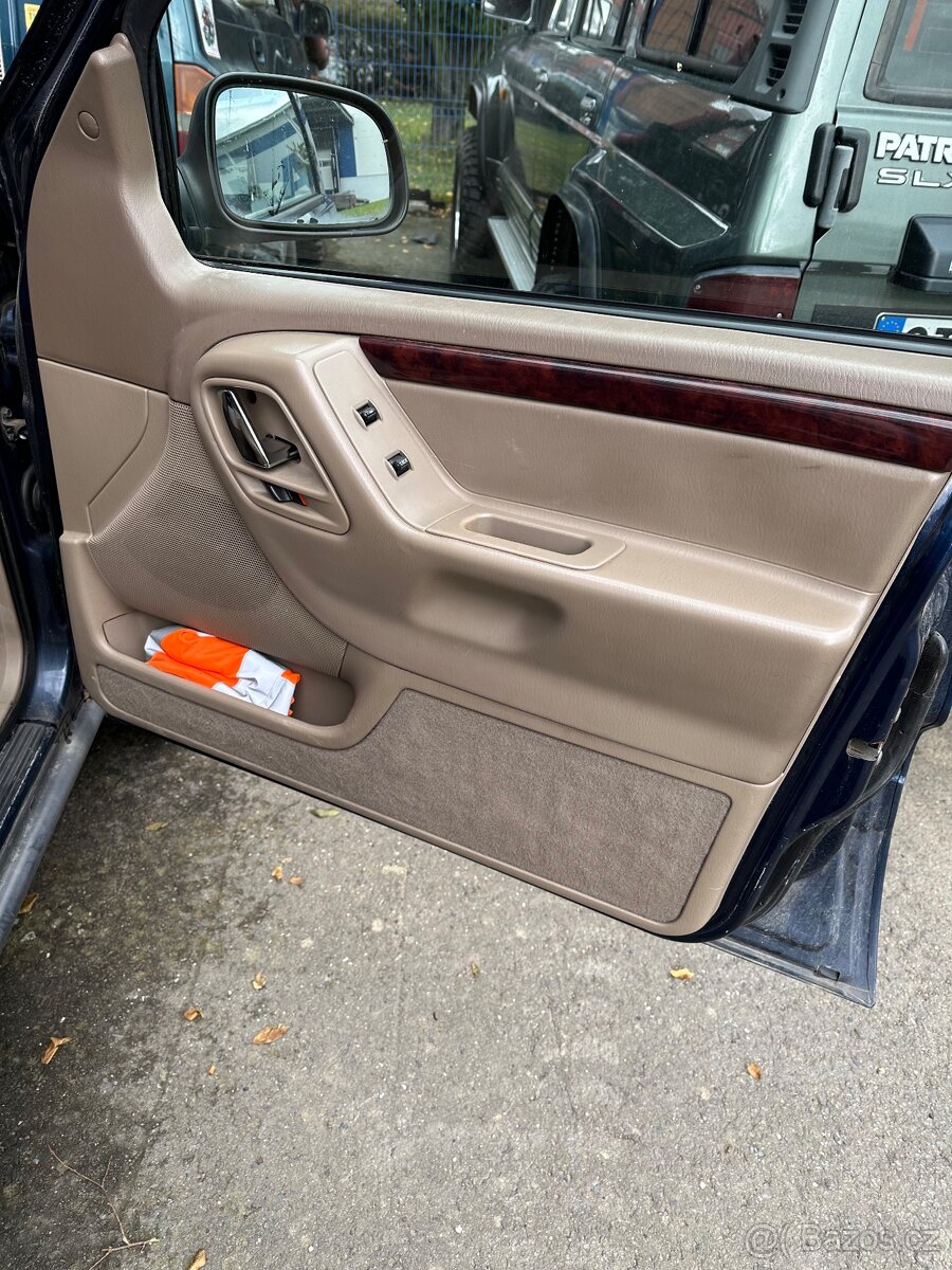 Jeep Grand cherokee wj prave dveře - 2