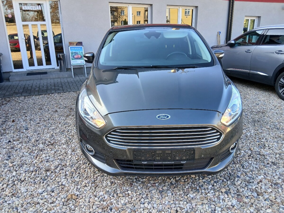Ford S-Max 2.0 TDCi 110 KM Tažné, 5 Míst - 2