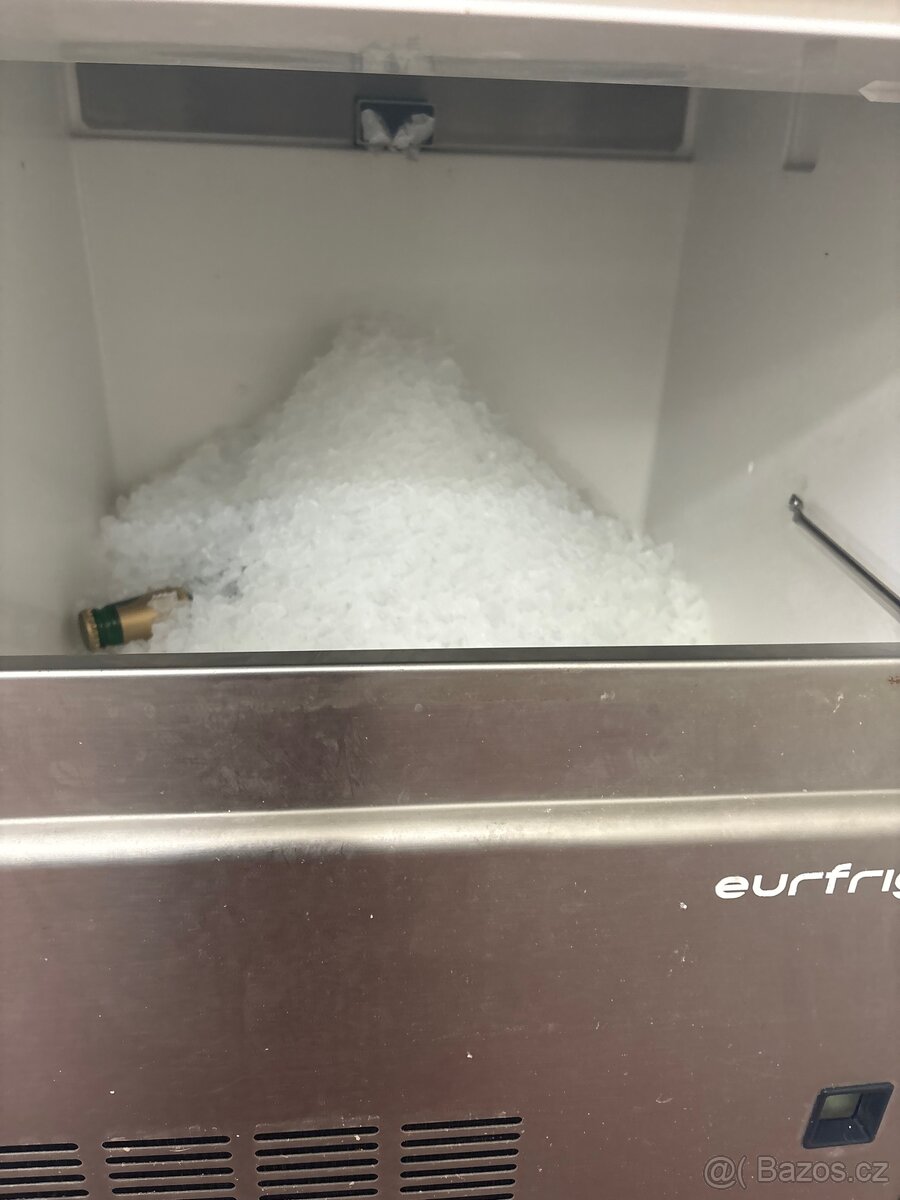 Výrobník ledu - 2