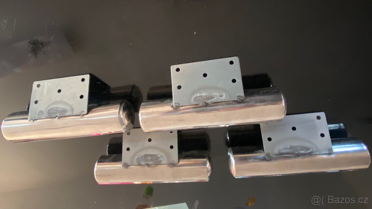 Nábytkové kování - nožičky k pohovce - 2