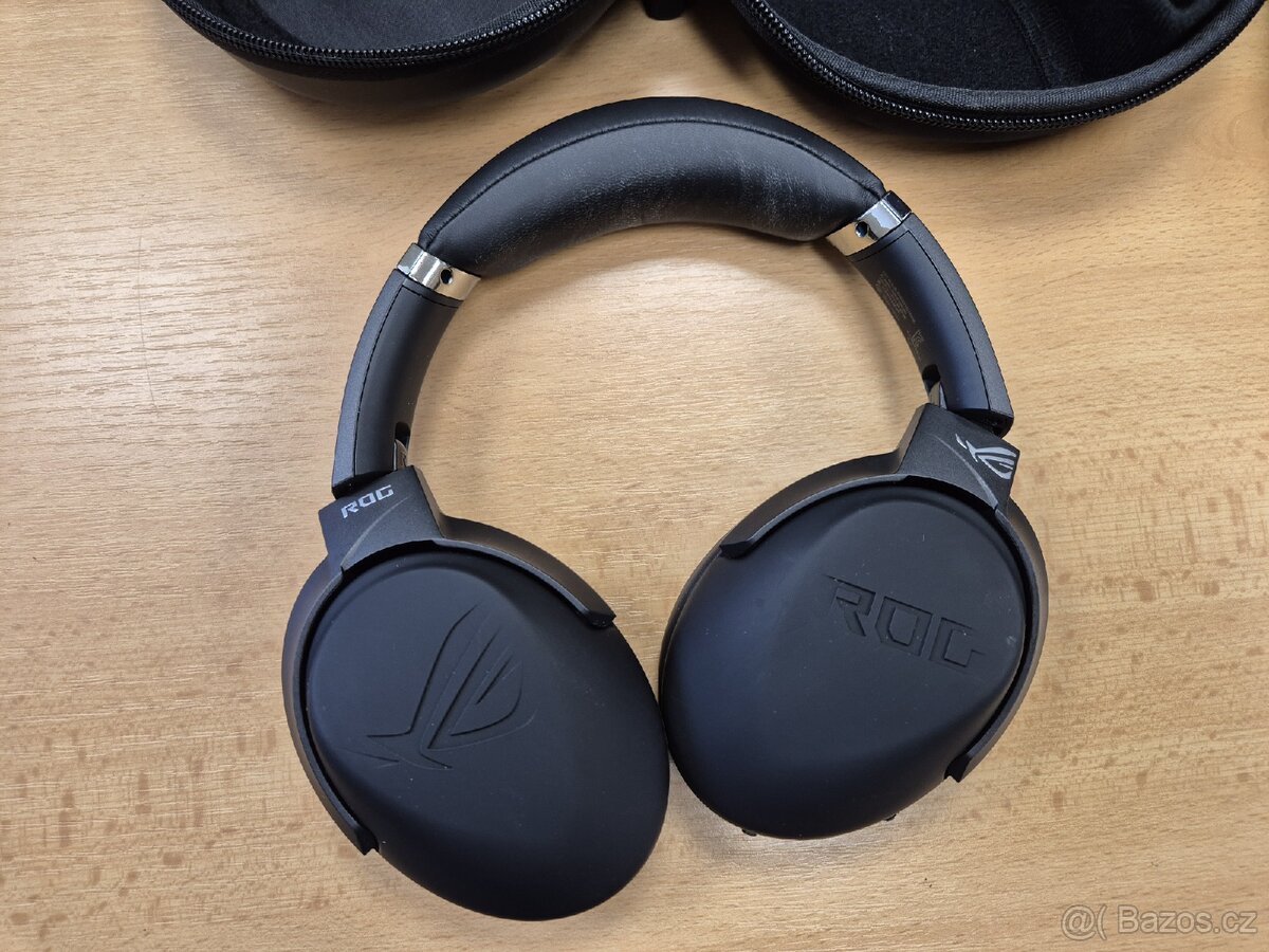 Sluchátka ROG Strix Go 2.4 - 2