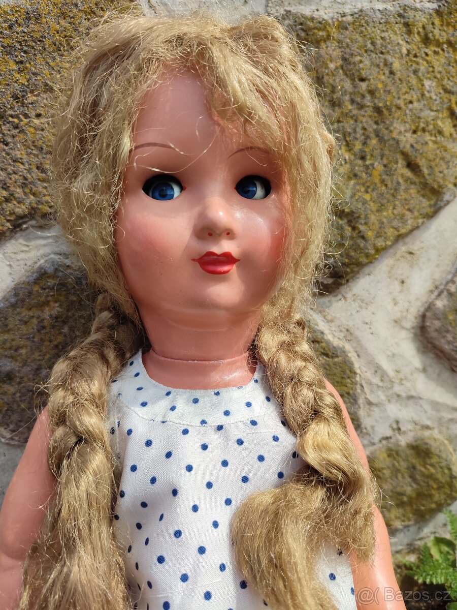 Krásná copatá panenka - 2