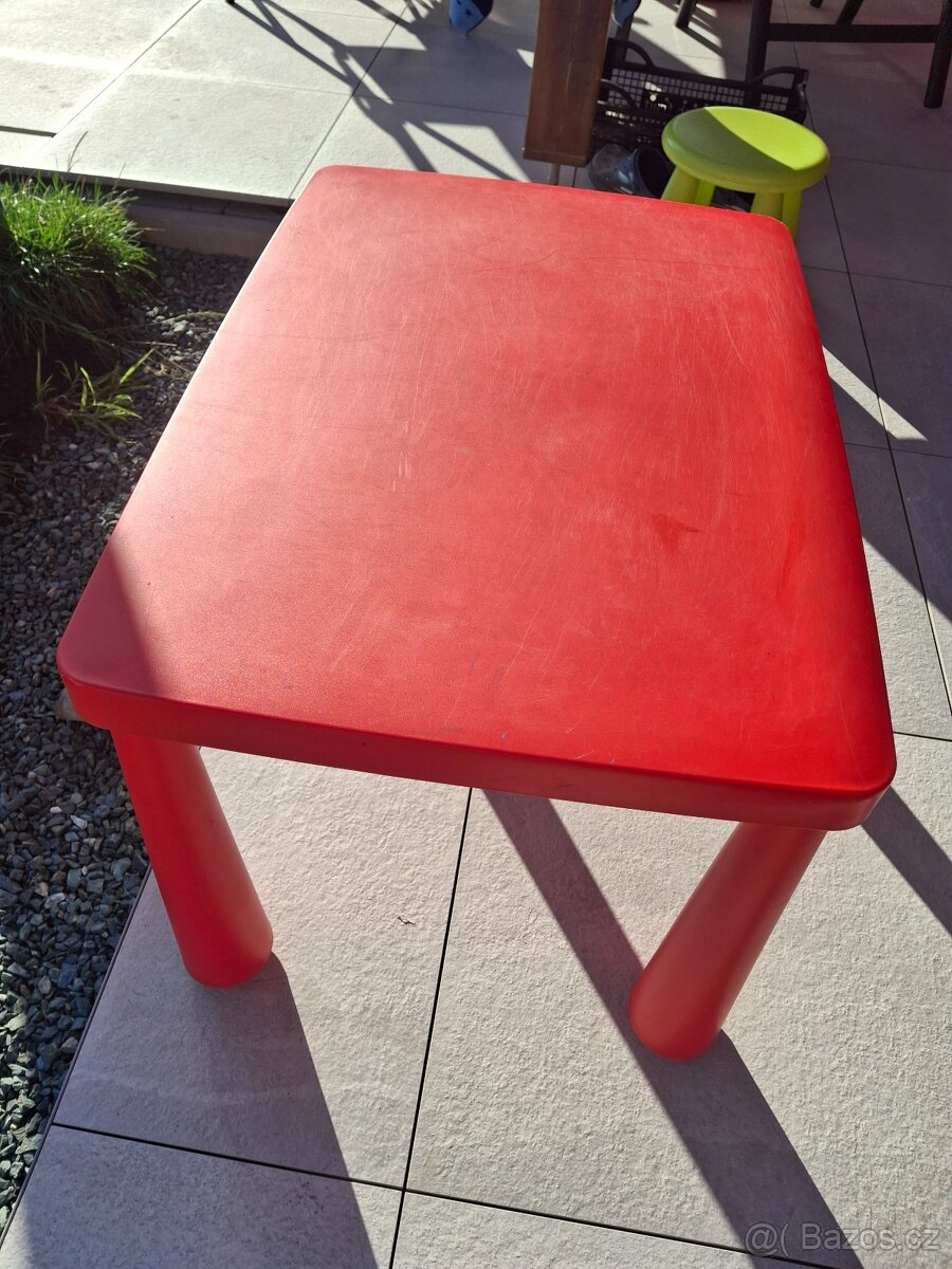 Stůl a židle Mammut IKEA - 2