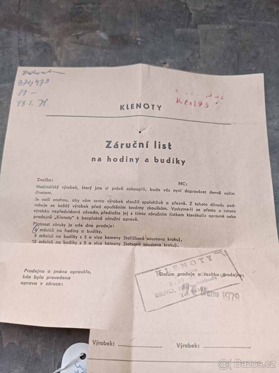 Plně funkční kukačkové hodiny MAJAK, vyrobené v SSSR. - 2