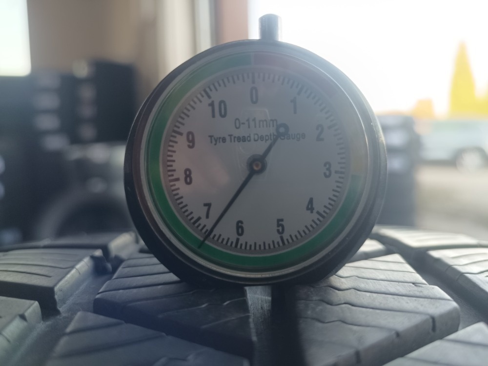 235/55 R17 BARUM (4418) - 2