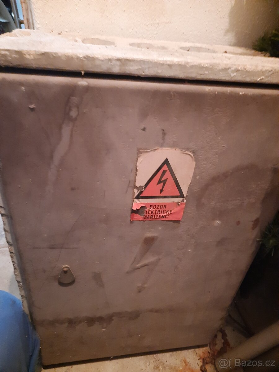 Skříň pojistková - 2