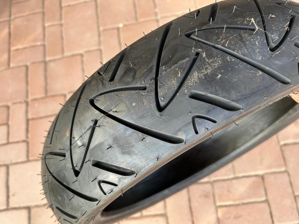 Continental Contitwist (110/70-16) - 2