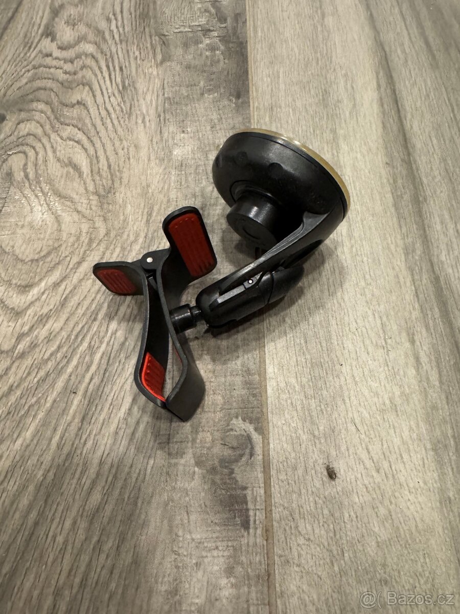 Univerzální držák na mobil do auta (přísavka) - 2