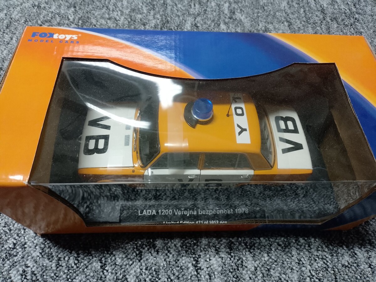 Lada VAZ Žiguli 2102 VB model 1:18 - 2