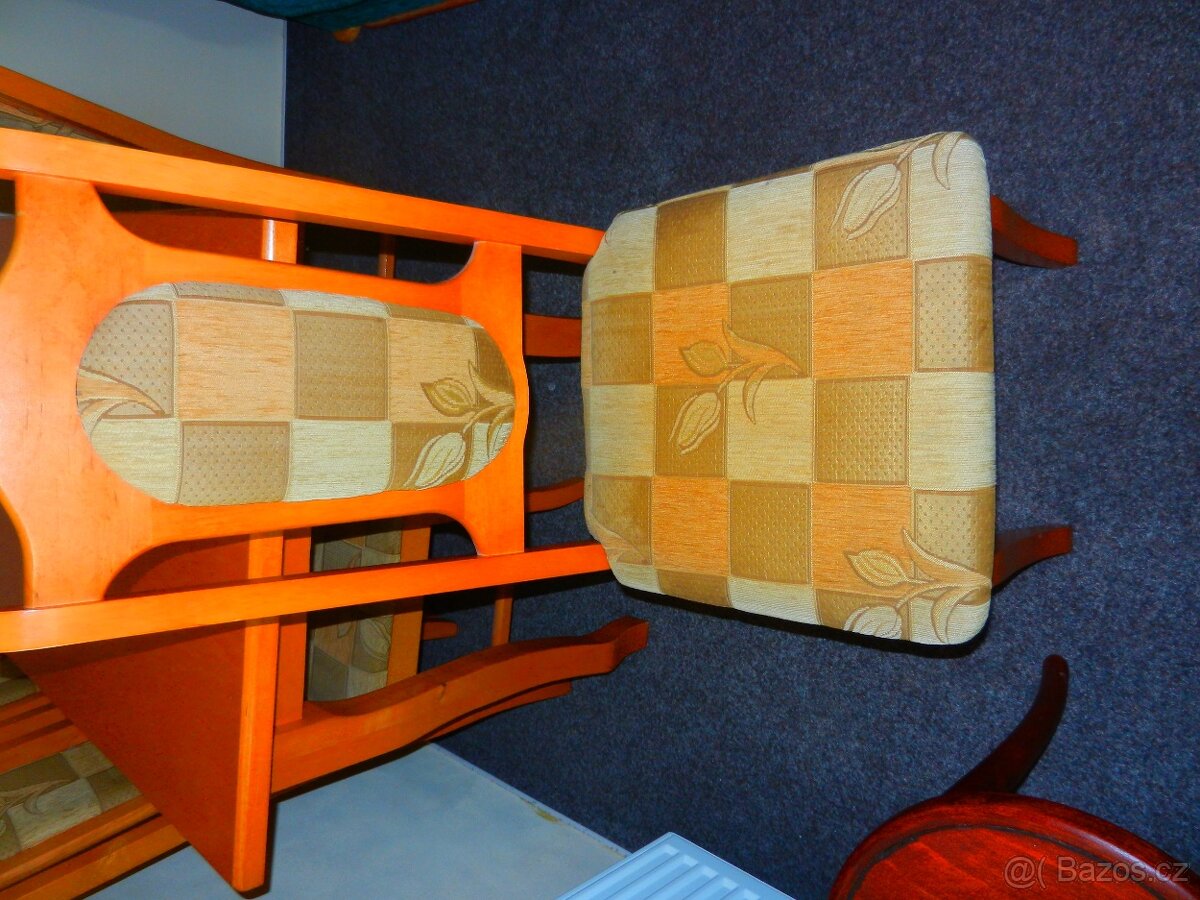 jídelní stůl a 4 židle - 2