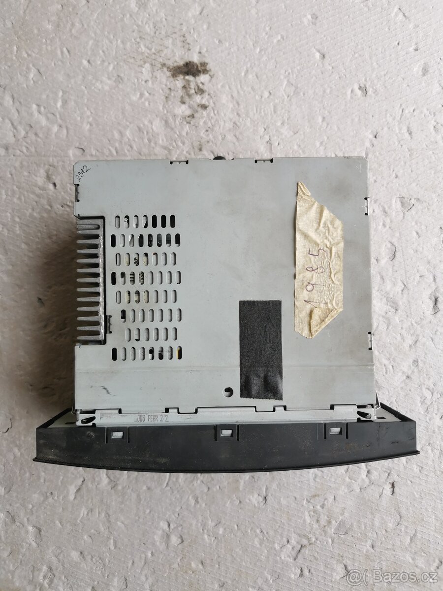 Originální radio T5 - PRODANO - 2