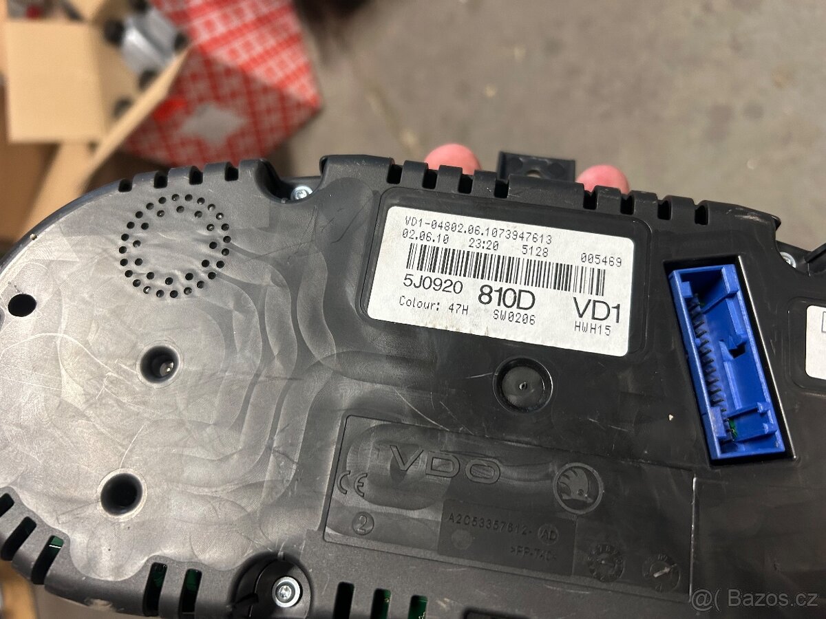 Budíky Fabia 2 Facelift - 2