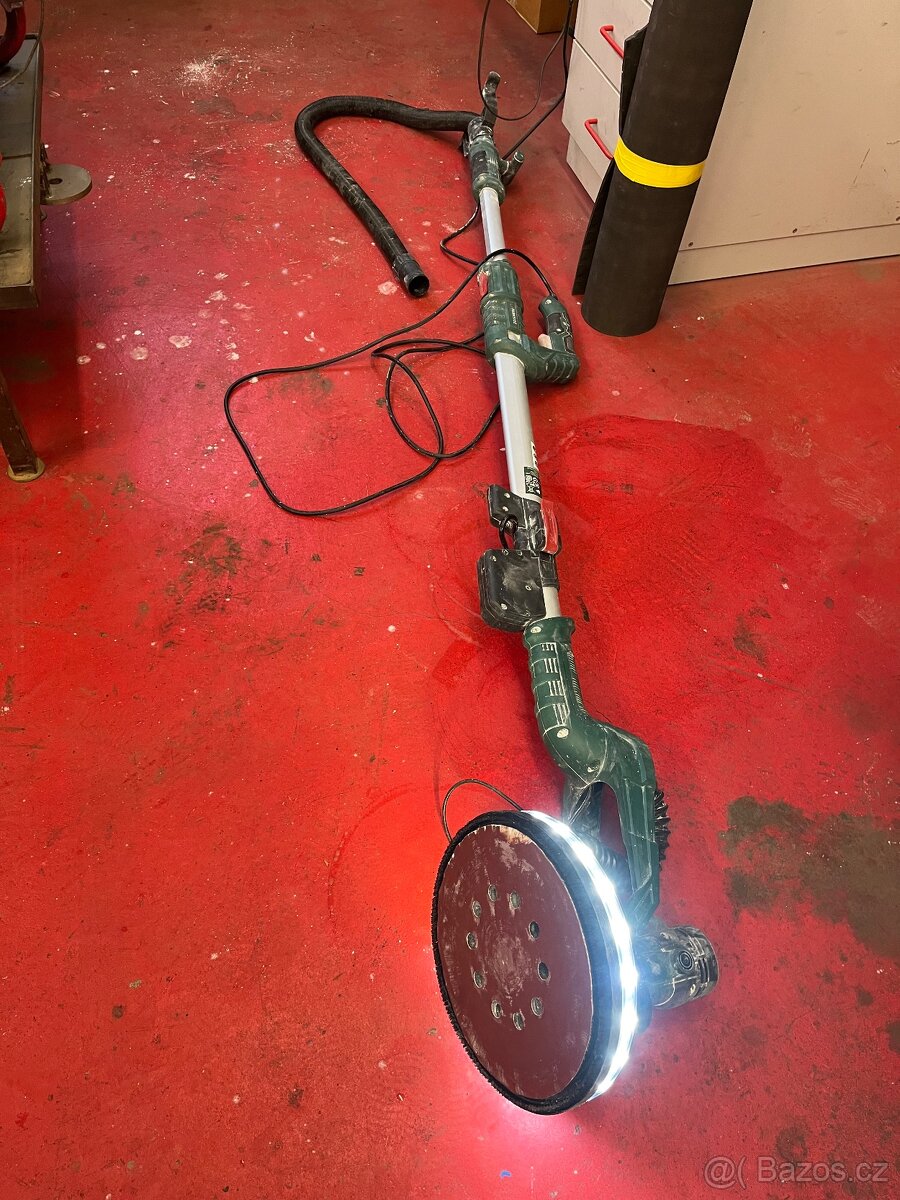 Bruska na sádrokarton - 2