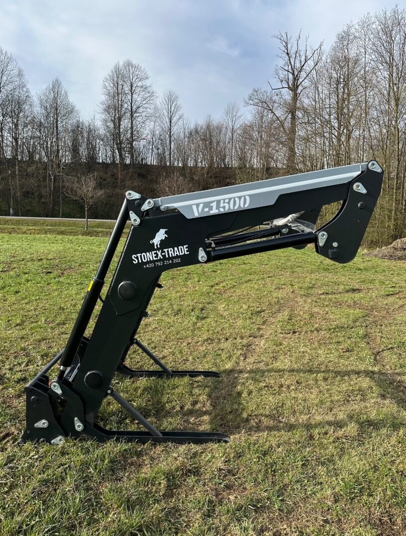 Čelní nakladač HYDRATRAC 1500 - 2