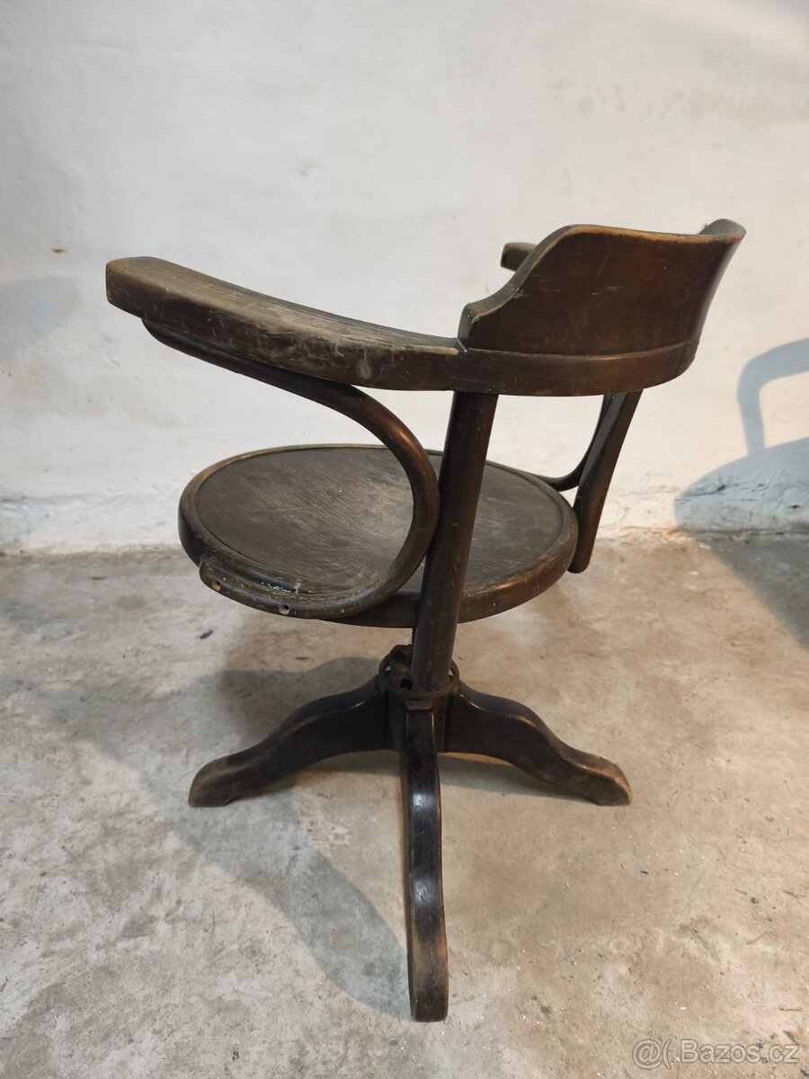 otočná židle Thonet - 2