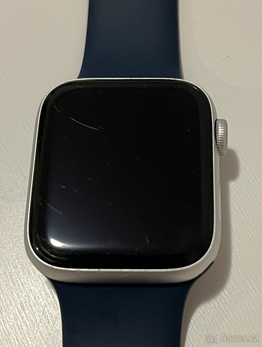 Apple Watch SE 2022 44mm - 2