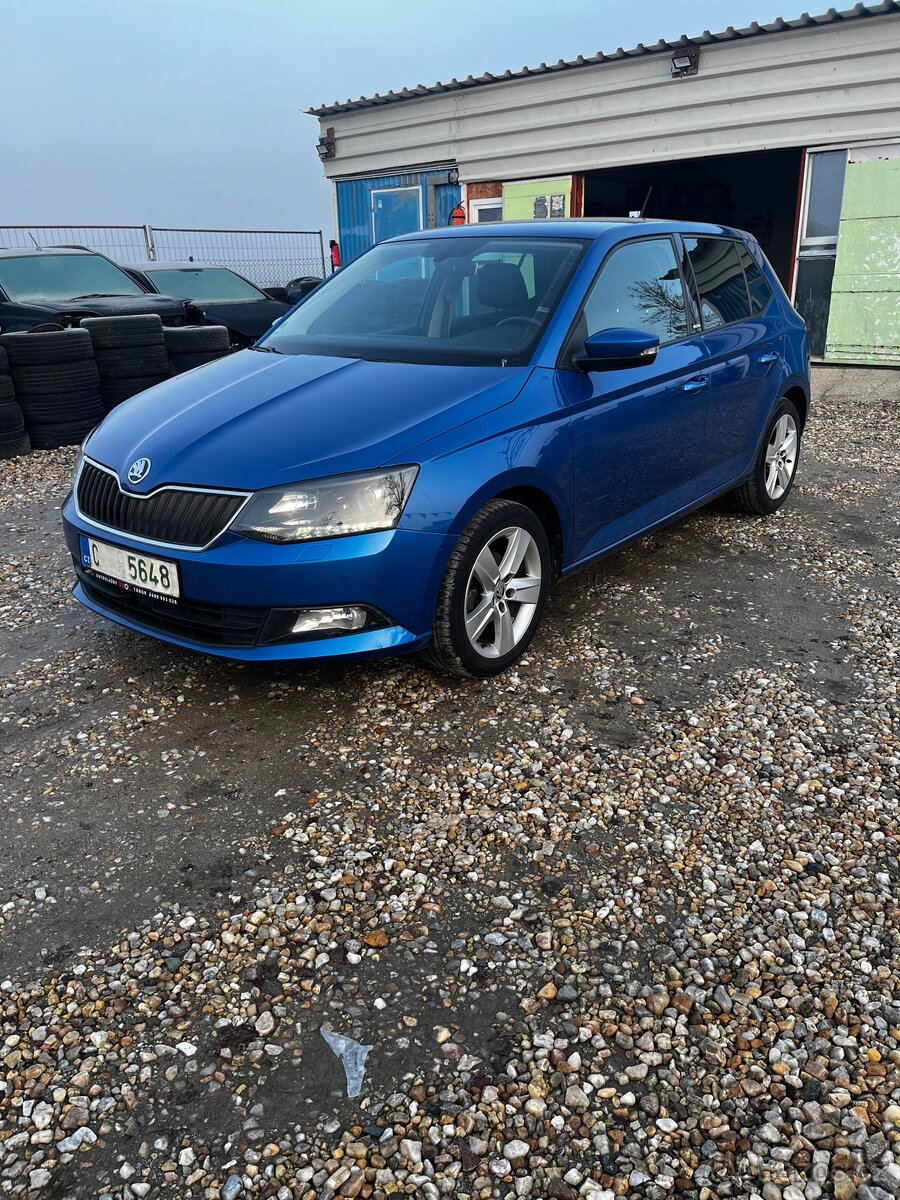 Škoda Fabia 3.......118000 km .1.2 Tsi.benzín - 2