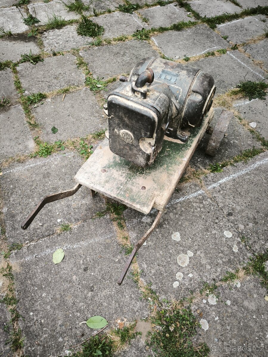 Historický Elektromotor Skrat 4kW - 2