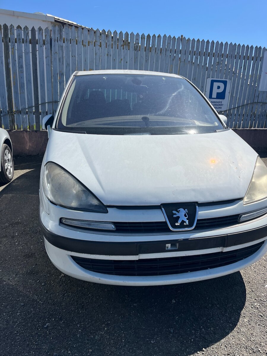 Peugeot 807 2,2Hdi - 2