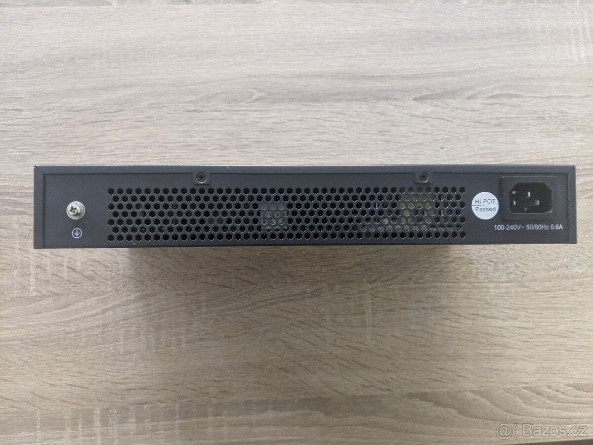 Switch TP-Link Gigabit 24 port TL-SG1024D - 2