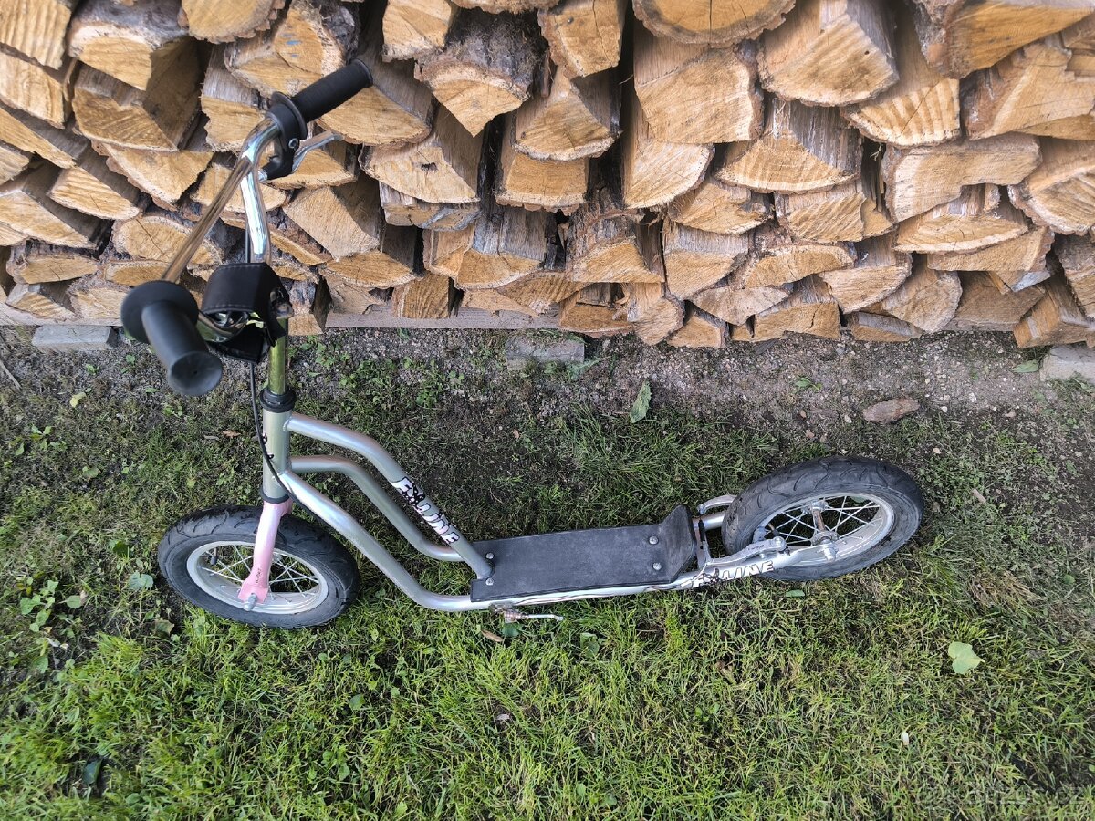 Dětská koloběžka - 2