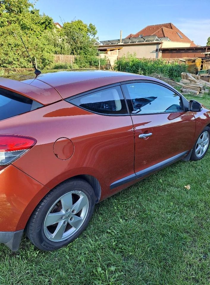 Renault Megane III Coupé - 2
