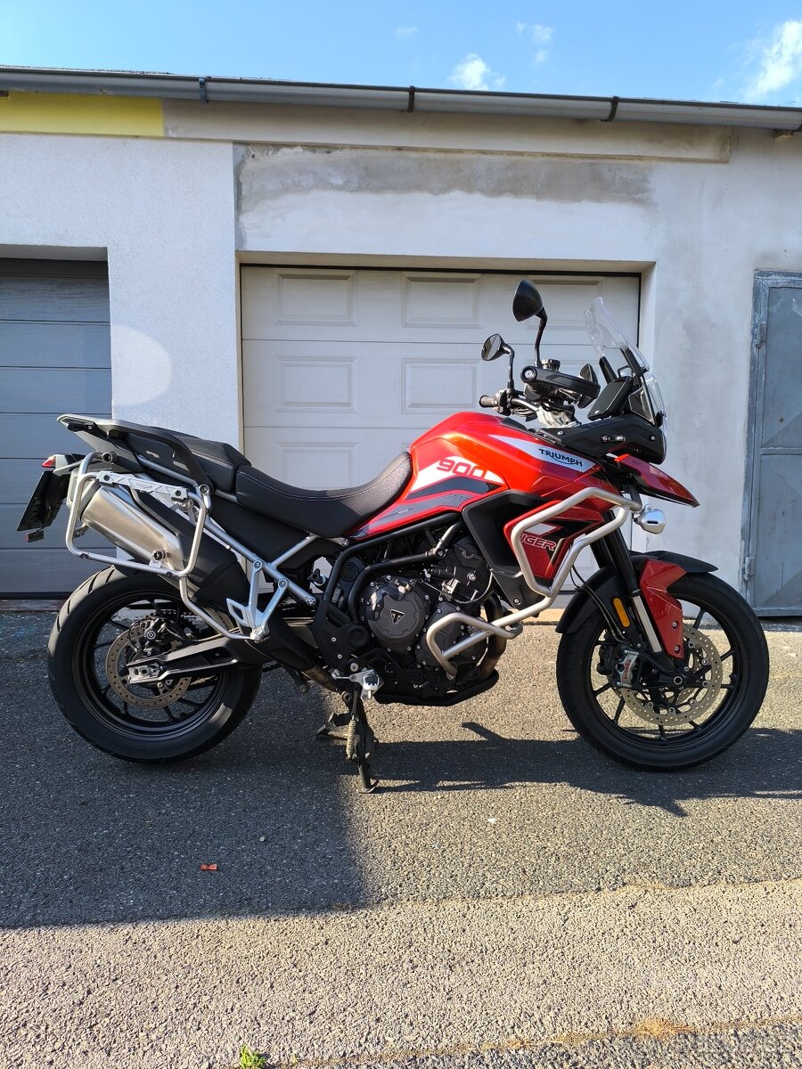 Triumph Tiger 900 GT - 2