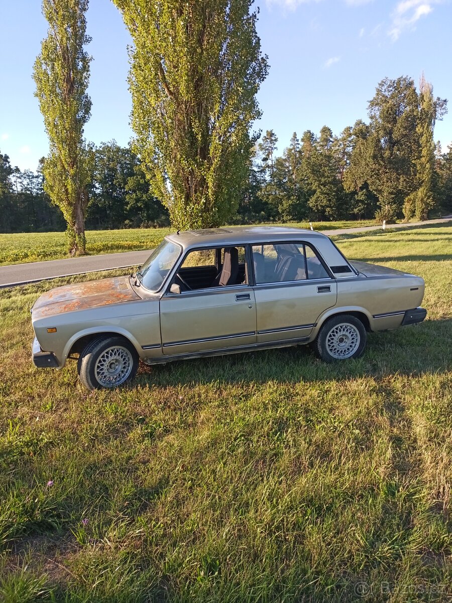 Lada 2107 1.7i 62Kw 5kvalt - 2