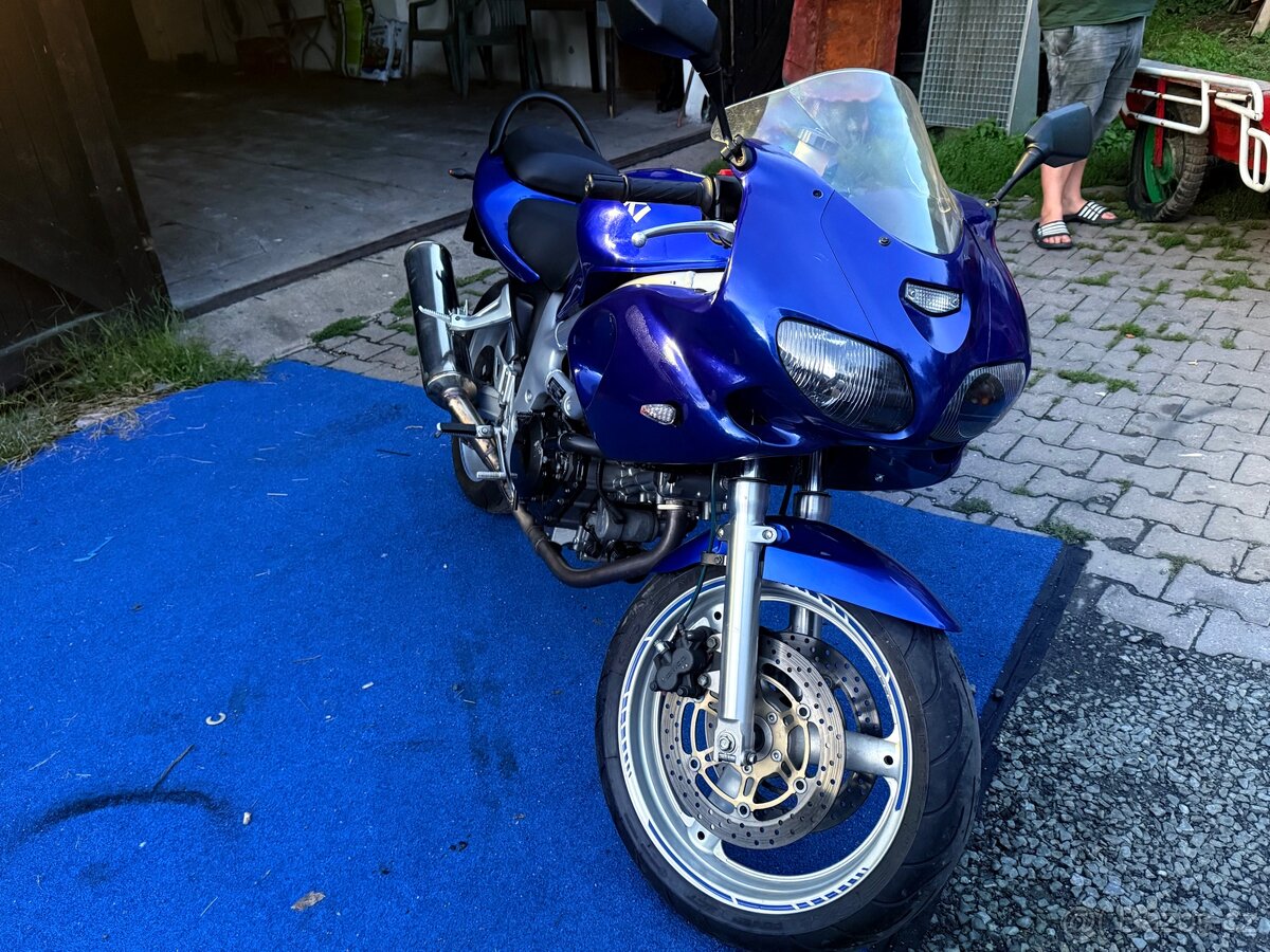 Suzuki SV650S - 2