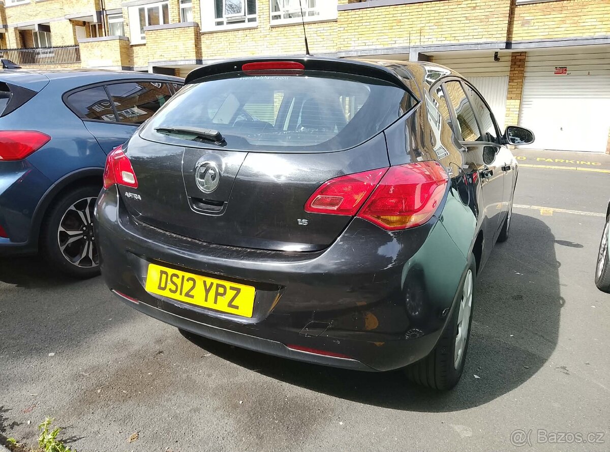 Opel Astra J 1.6 - 2