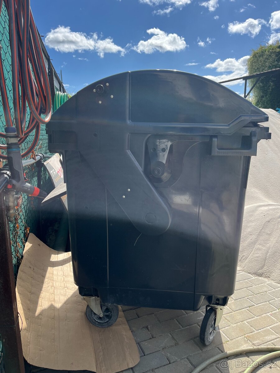 Popelnice 1100l - 2