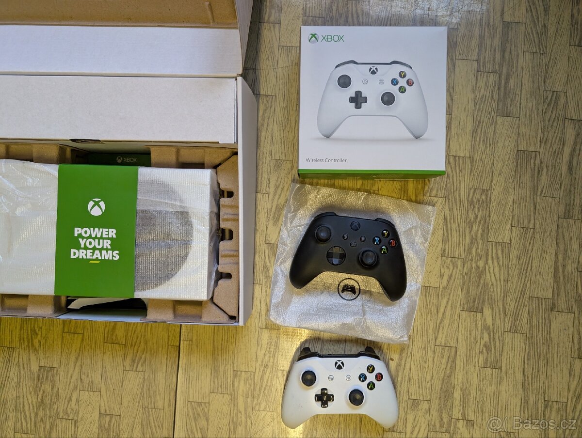 Xbox Series S + 2 ovladače TOP stav - 2