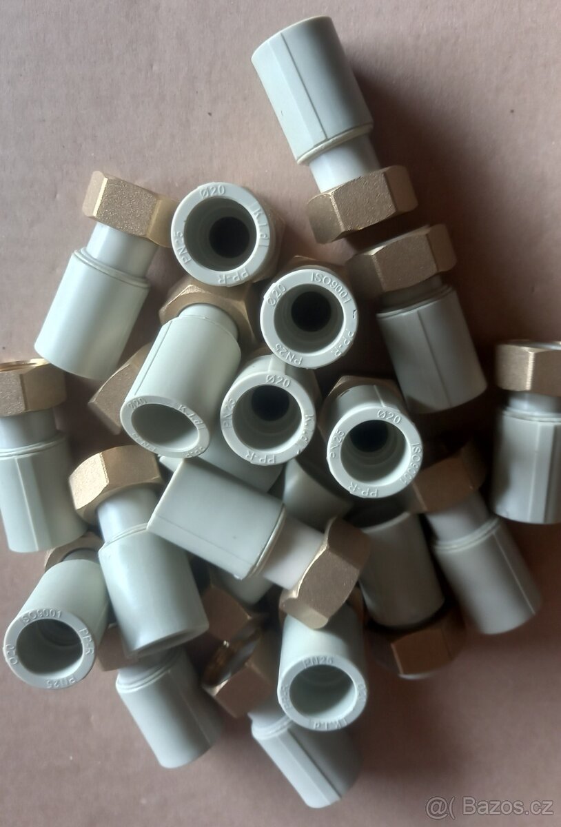 PPR přechodka 20x3/4" s převlečnou maticí - NOVÉ - 2
