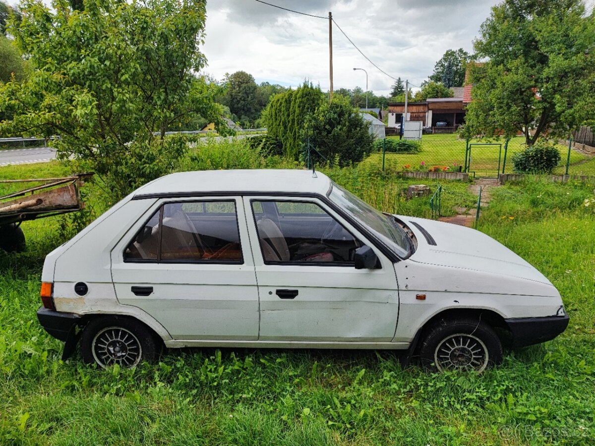 Favorit - pojízdný - 2