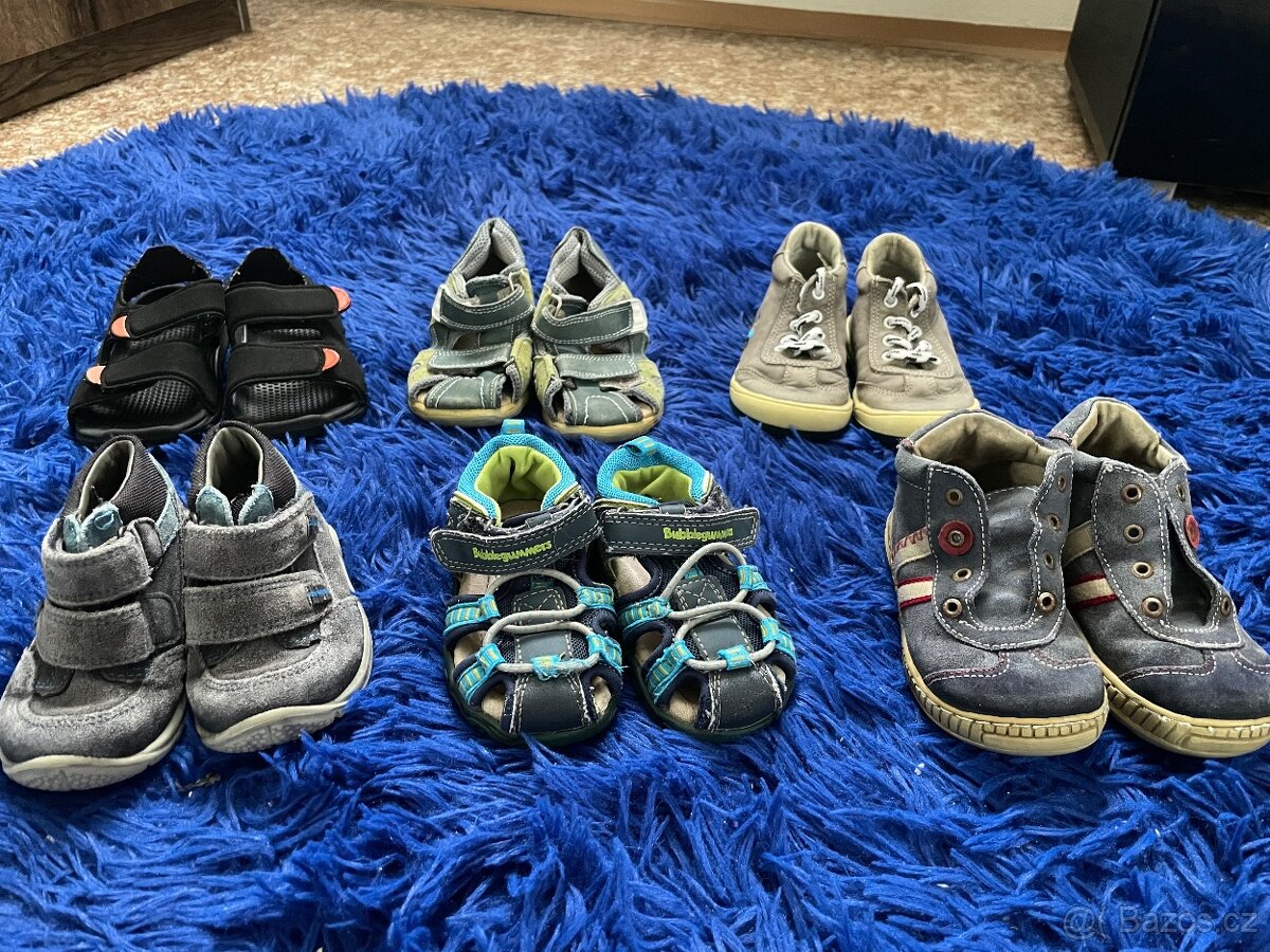 Mix bot velikosti 20-22-všechny za 50kč/ pár - 2